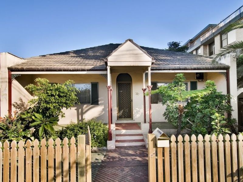 105 Falcon Street, Crows Nest NSW 2065