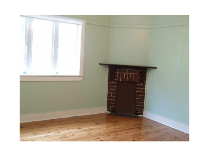 8 BROOK STREET, Crows Nest NSW 2065