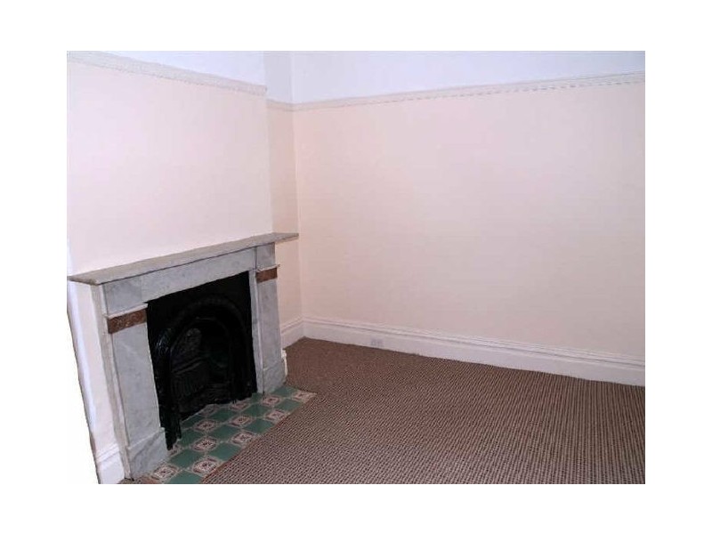 8 EDEN STREET, Crows Nest NSW 2065