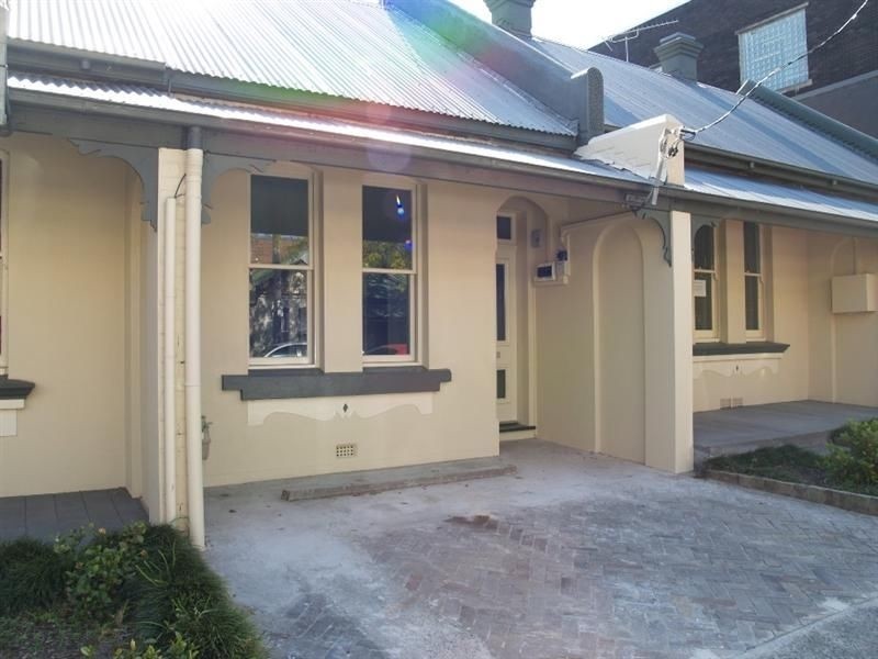 10 EDEN STREET, Crows Nest NSW 2065