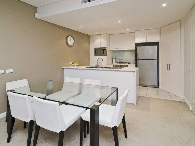 104/2 Duntroon Avenue, St Leonards NSW 2065