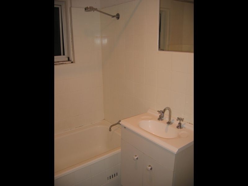 7/4 LANDENBURG PLACE, Greenwich NSW 2065