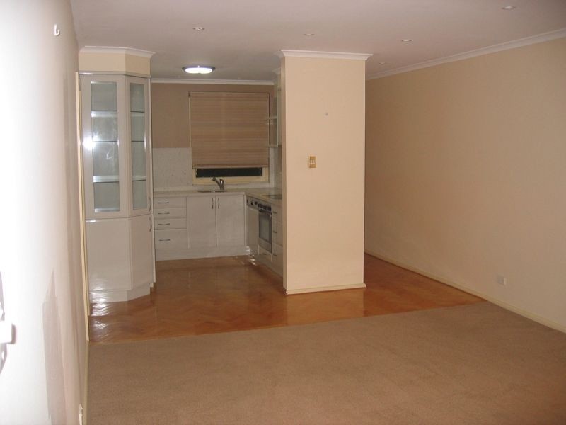 7/4 LANDENBURG PLACE, Greenwich NSW 2065