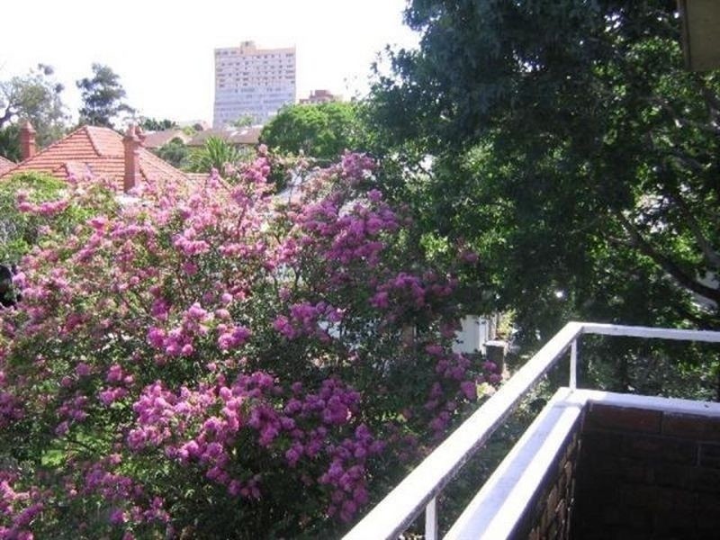 15/14-16 HAZELBANK ROAD, Wollstonecraft NSW 2065