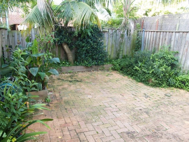 52 HOLTERMANN STREET, Crows Nest NSW 2065