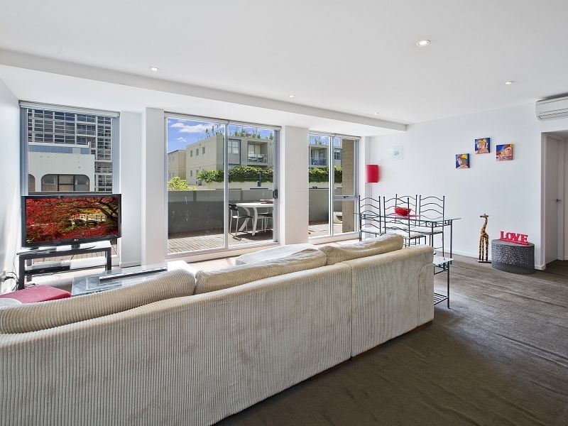 17/1-5 Albany Street, St Leonards NSW 2065