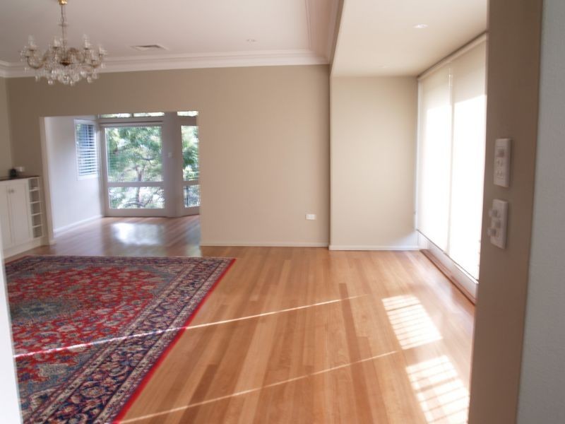 16a MILRAY AVENUE, Wollstonecraft NSW 2065