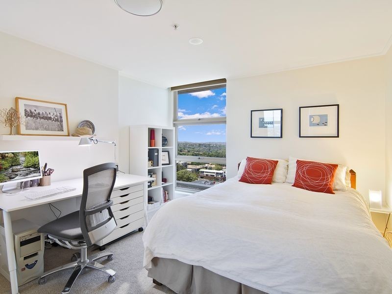 1006/15 Atchison Street, St Leonards NSW 2065