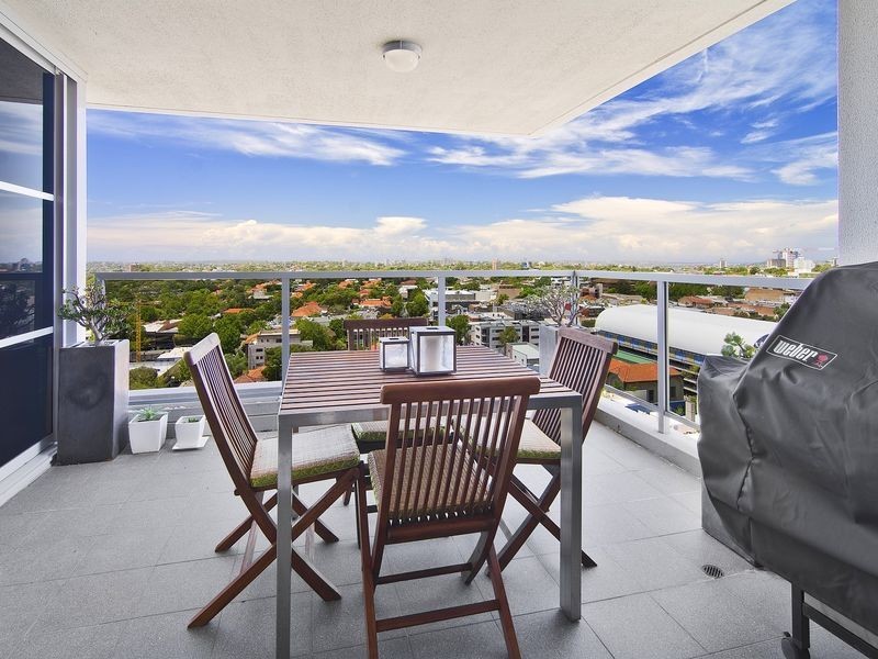 1006/15 Atchison Street, St Leonards NSW 2065