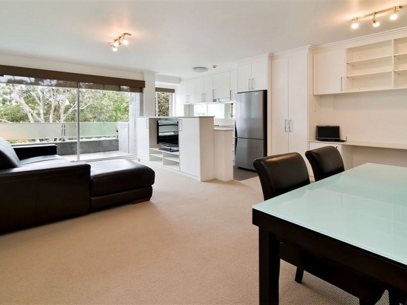 65/90 BLUES POINT ROAD, Mcmahons Point NSW 2060