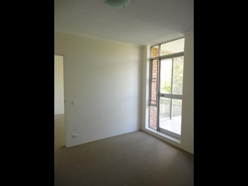 12/34 SINCLAIR STREET, Wollstonecraft NSW 2065