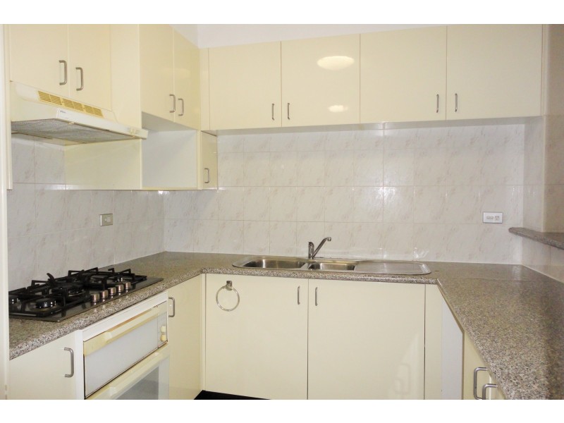 4/15A Herbert Street, St Leonards NSW 2065