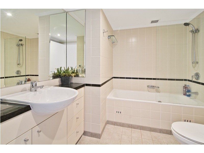 2008/1 Sergeants Lane, St Leonards NSW 2065