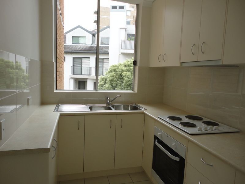 9/34 SINCLAIR STREET, Wollstonecraft NSW 2065