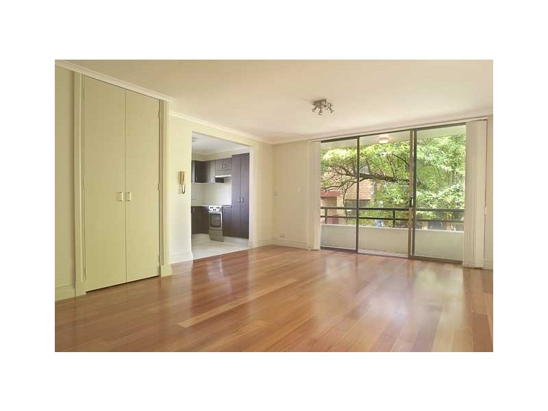 8/2 Rodborough Avenue, Crows Nest NSW 2065