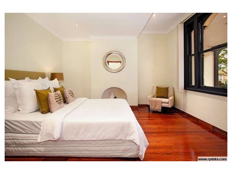 96 Ernest Street, Crows Nest NSW 2065