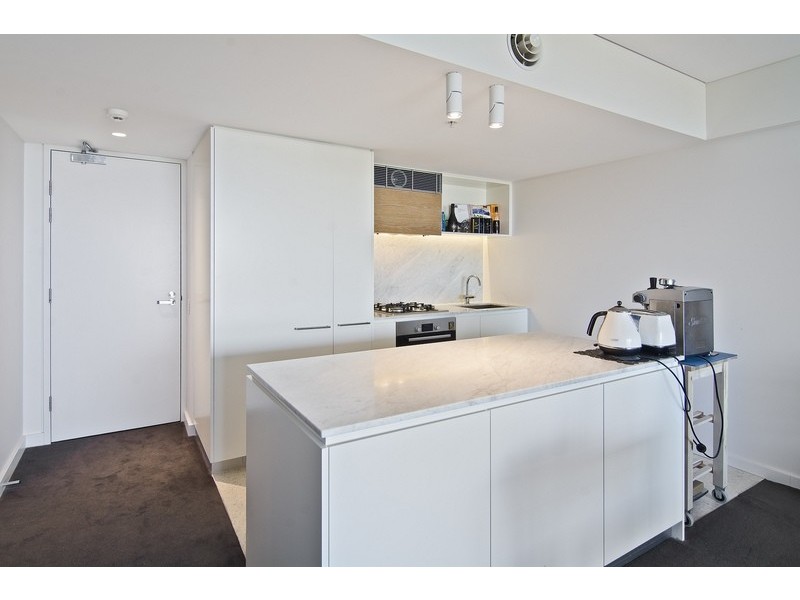 R215/200-220 Pacific Highway, Crows Nest NSW 2065