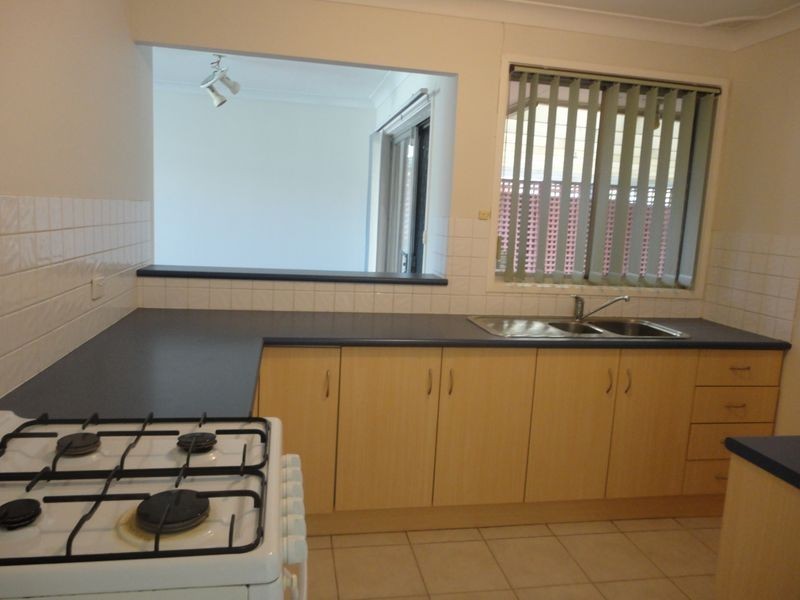 74 Greenmeadows Crescent, Toongabbie NSW 2146