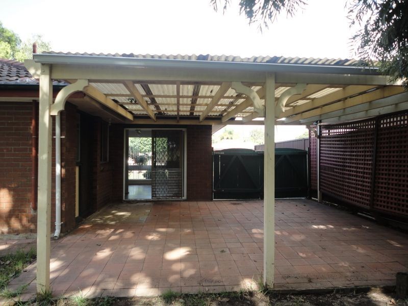 74 Greenmeadows Crescent, Toongabbie NSW 2146