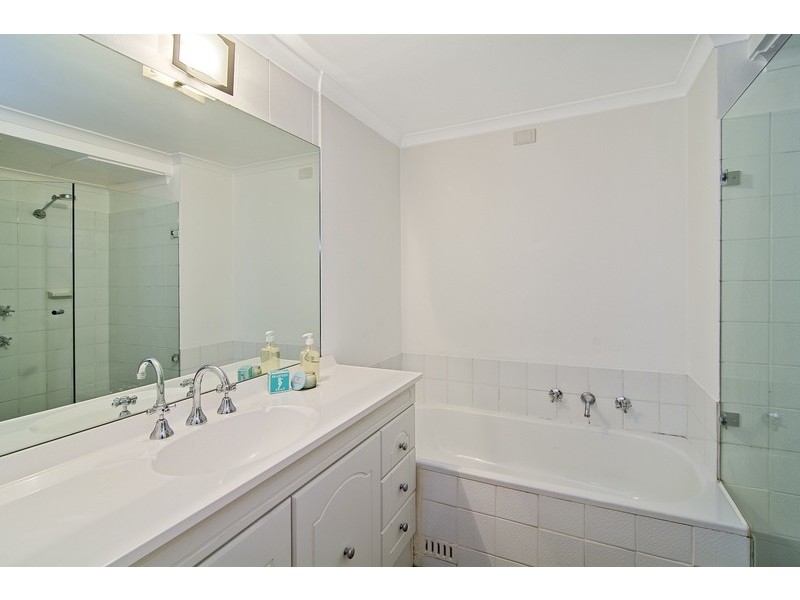 2/163 Willoughby Road, Naremburn NSW 2065