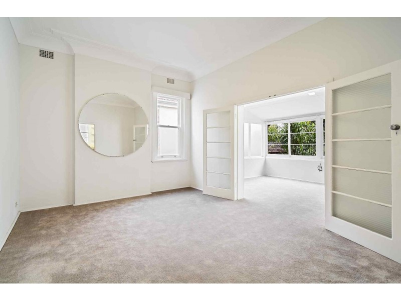 61 Ernest Street, Crows Nest NSW 2065