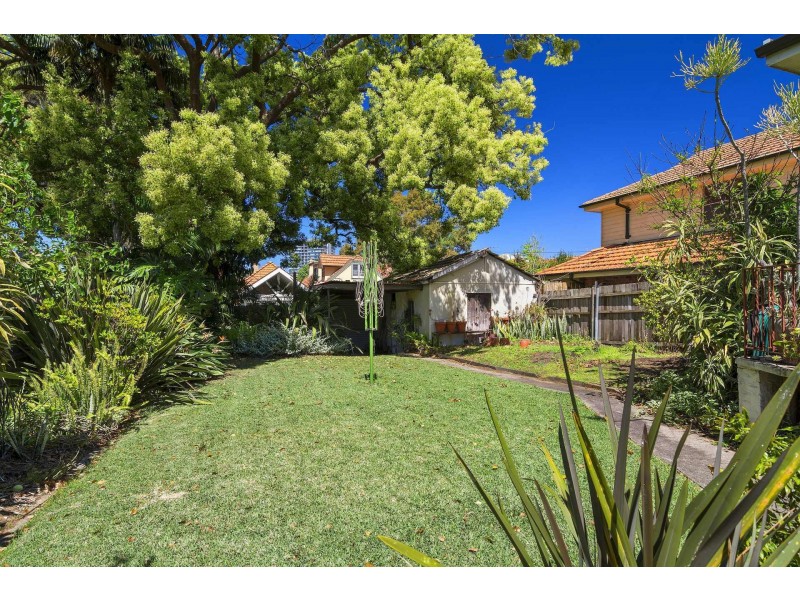 61 Ernest Street, Crows Nest NSW 2065