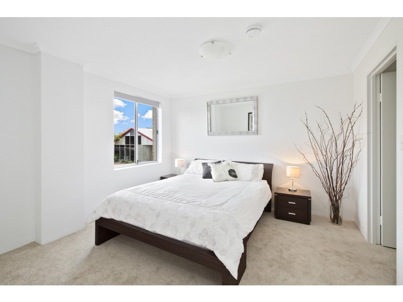 102/250 Pacific Highway, Crows Nest NSW 2065