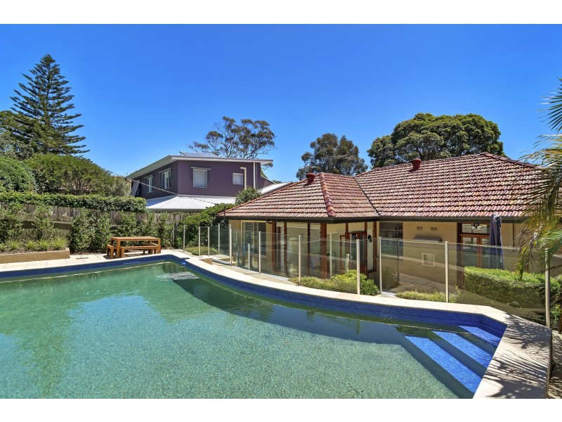 10 Valleyview Crescent, Greenwich NSW 2065