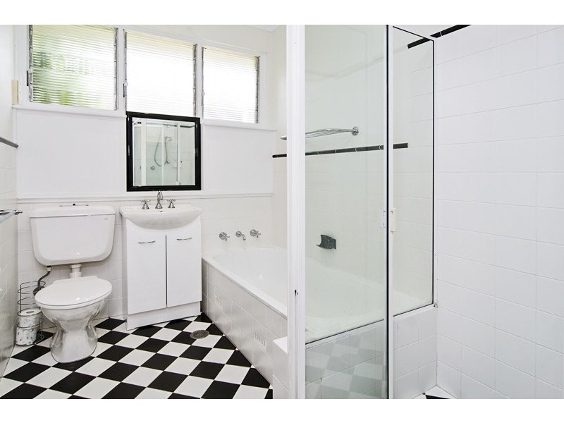 10 Valleyview Crescent, Greenwich NSW 2065