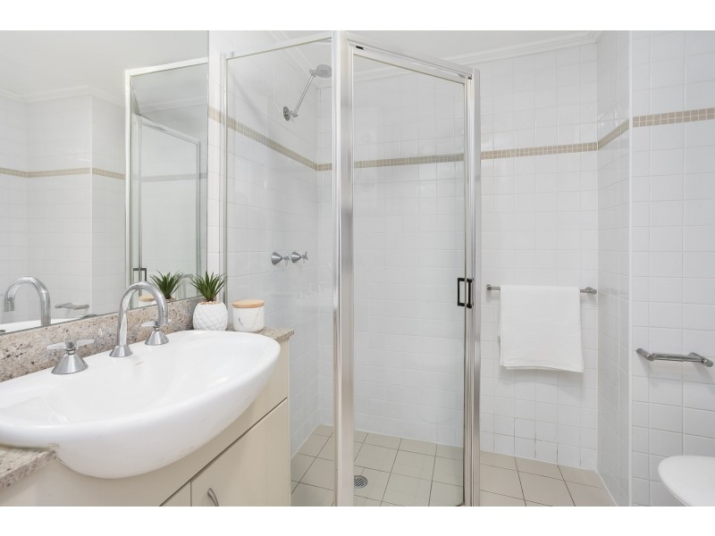 33/236 Pacific Highway, Crows Nest NSW 2065