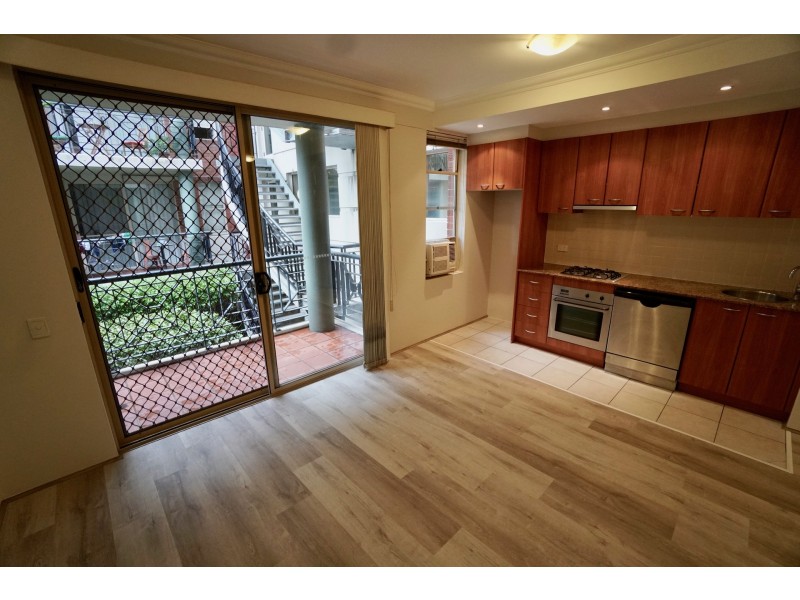 22/13 Ernest Street, Crows Nest NSW 2065