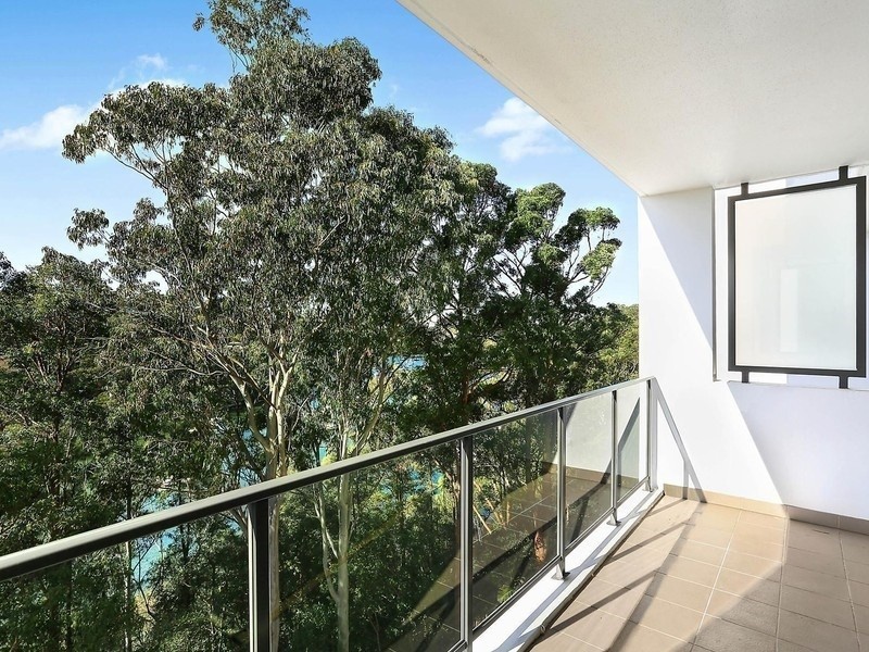 8-13 Waterview Drive, Lane Cove NSW 2066