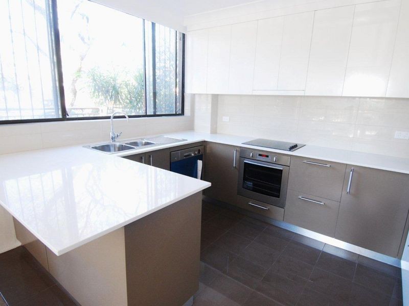 2/140 Alexander Street, Crows Nest NSW 2065