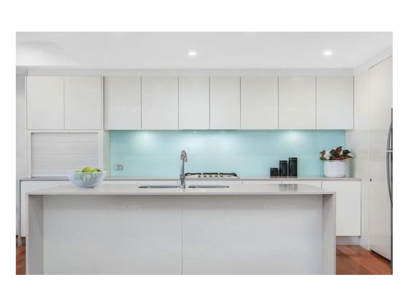 2/258 Pacific Highway, Crows Nest NSW 2065