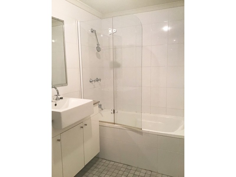 13/29 Holtermann Street, Crows Nest NSW 2065
