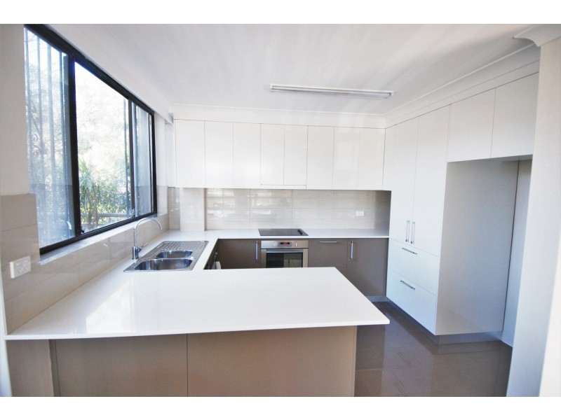 2/140 Alexander Street, Crows Nest NSW 2065
