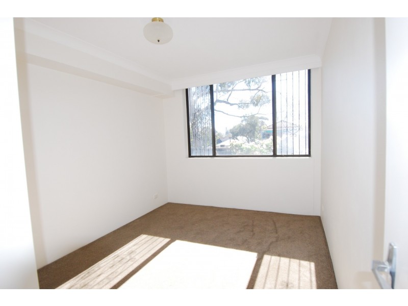 2/140 Alexander Street, Crows Nest NSW 2065