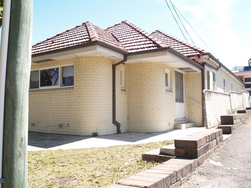 9 Berry Road, St Leonards NSW 2065