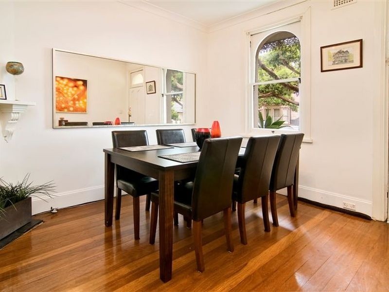 210 West Street, Crows Nest NSW 2065