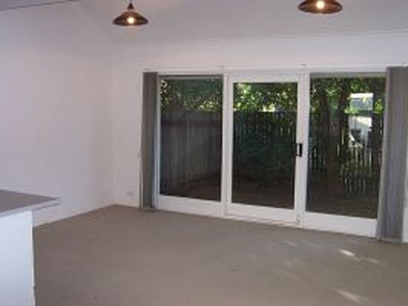 27A BURLINGTON STREET, Crows Nest NSW 2065