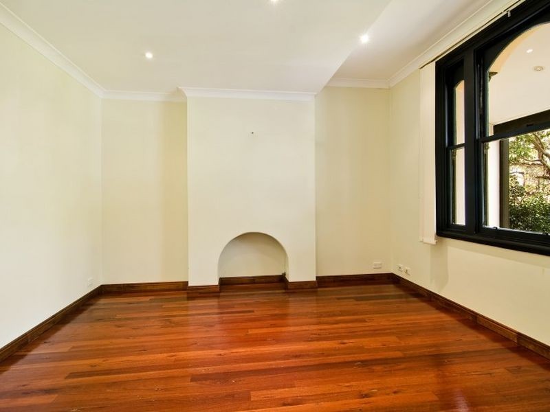 96 Ernest Street, Crows Nest NSW 2065