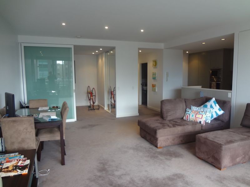 Unit 106/2 Honeysuckle Drive, Newcastle NSW 2300