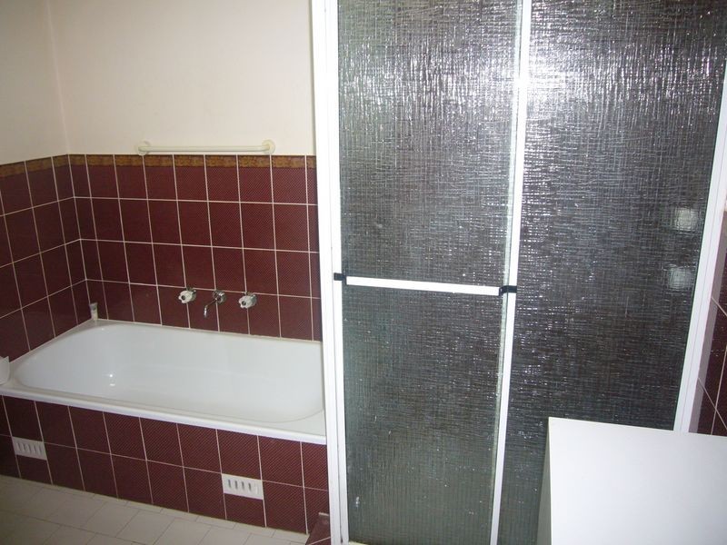 2/164 Teralba Road, Adamstown NSW 2289