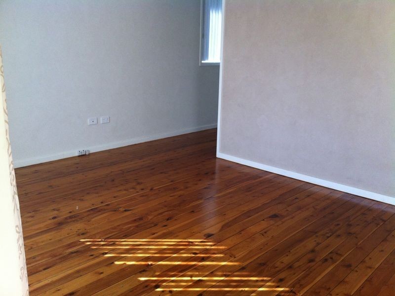 16 Boston Close, Cardiff NSW 2285