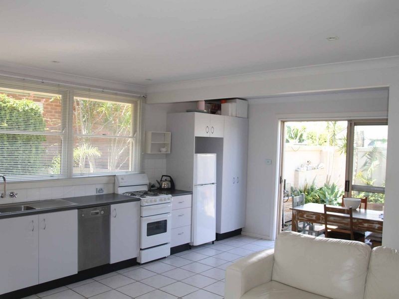 2/92a Janet Street, Merewether NSW 2291