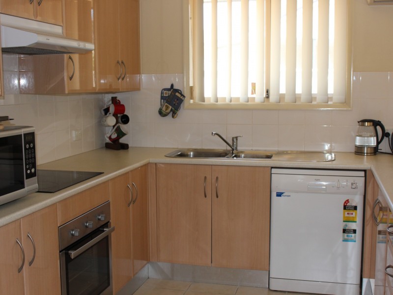 4/36 Silsoe Street, Mayfield NSW 2304