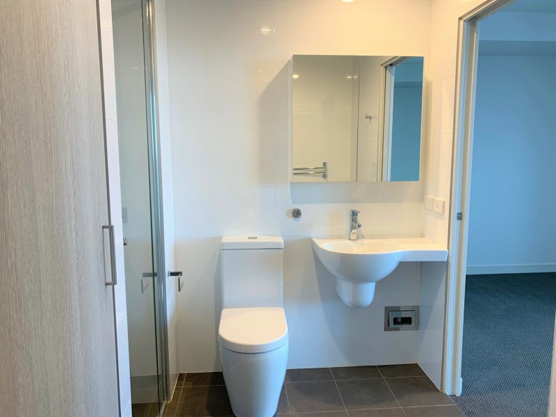 Unit s606/77 Shortland Esplanade, Newcastle NSW 2300