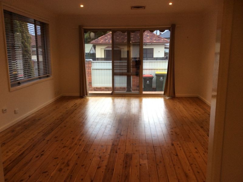 21 Milton Street, Hamilton NSW 2303