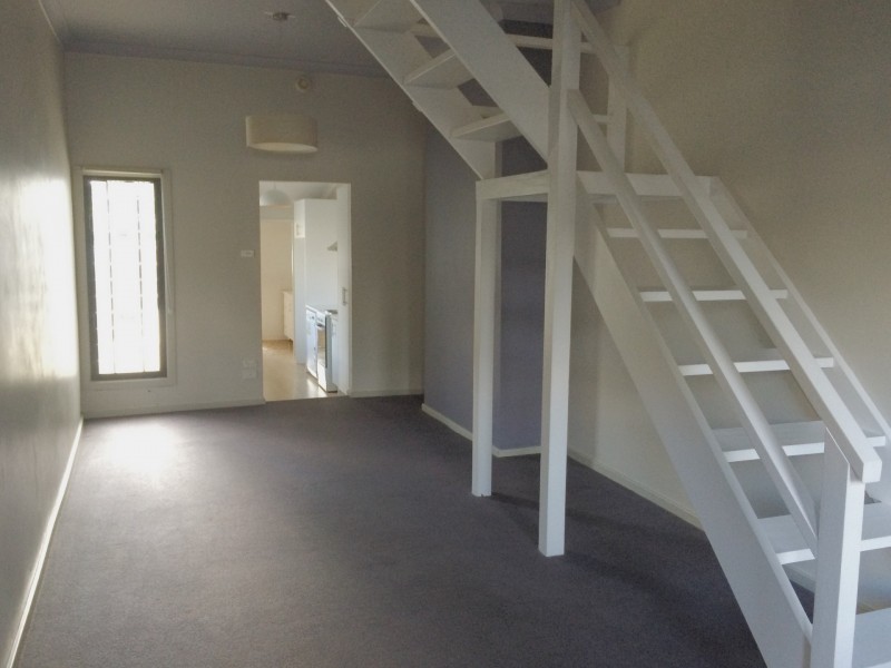 98 Dawson Street, Cooks Hill NSW 2300