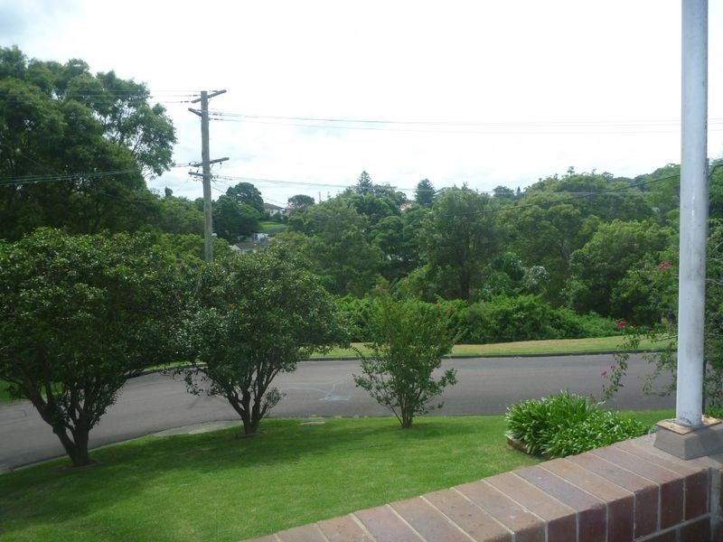 11 Valaud Crescent, Highfields NSW 2289